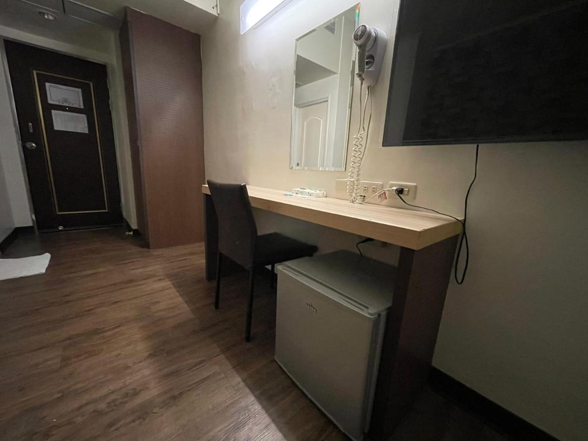 Changke Hotel Каосюн Екстериор снимка