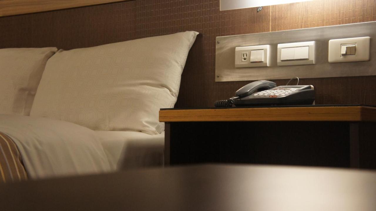 Changke Hotel Каосюн Екстериор снимка