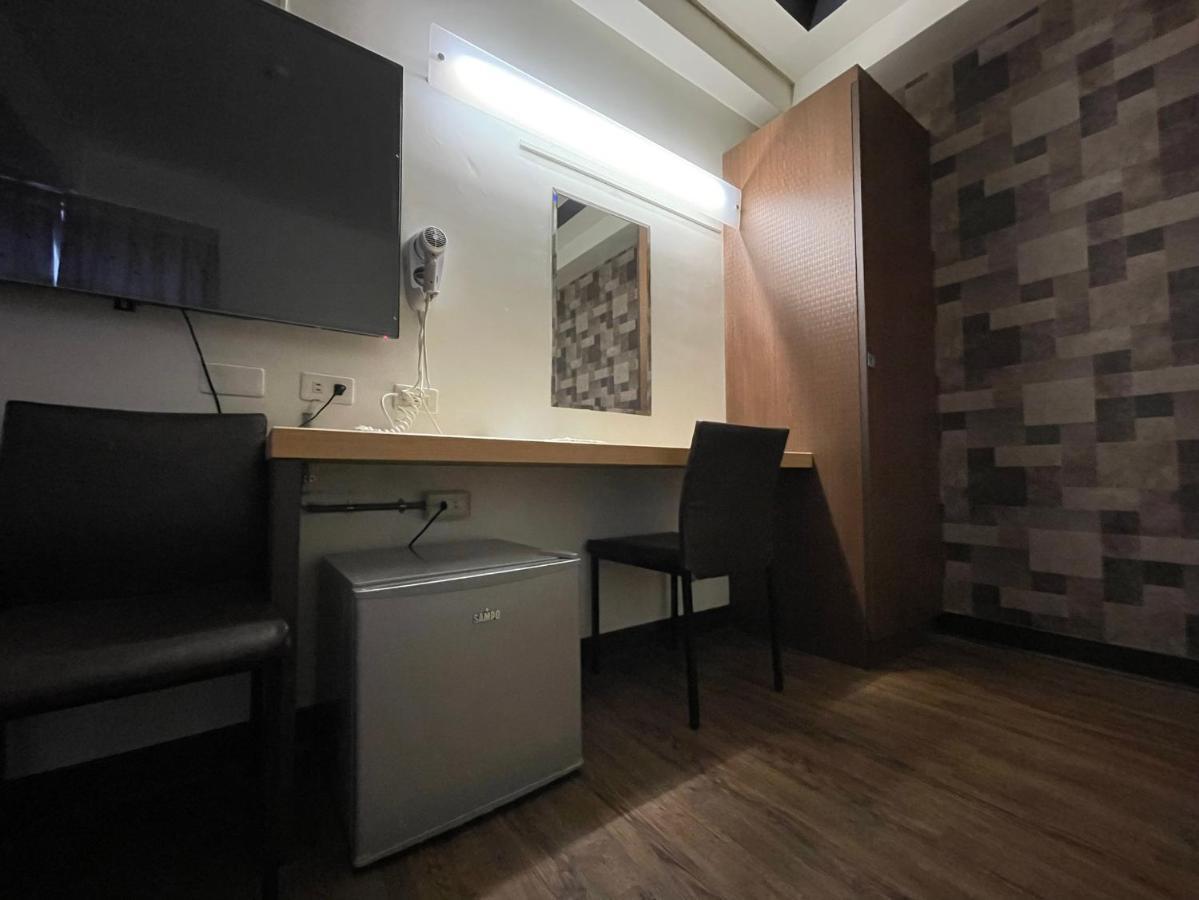 Changke Hotel Каосюн Екстериор снимка